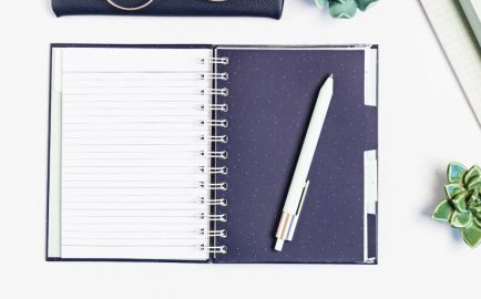 Elevate Your Brand: Tailoring Corporate Gifts for Unforgettable Impressions