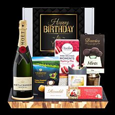 Gourmet Hamper with Moet & Chandon